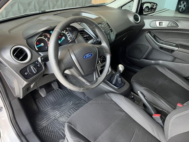 FIESTA 1.6 SE HATCH 16V FLEX 4P MANUAL - 2017 - PORTãO