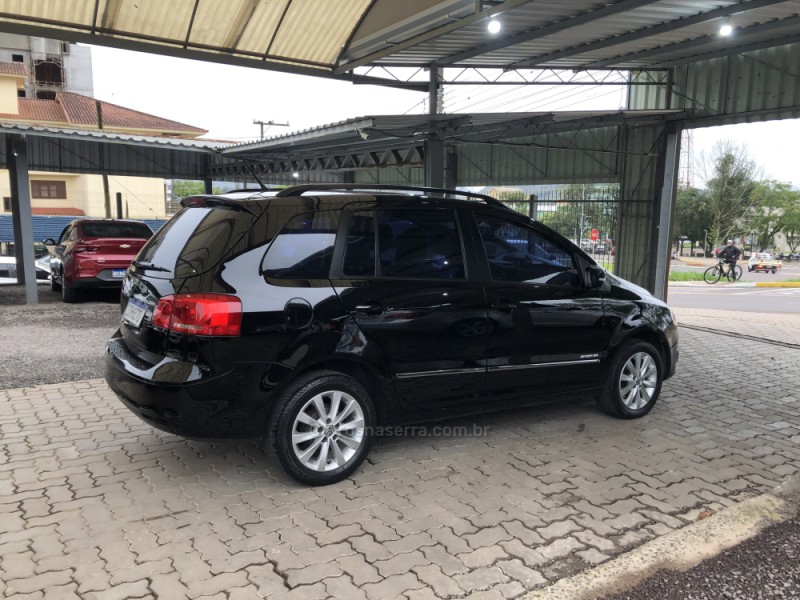 SPACEFOX 1.6 MI SPORTLINE 8V FLEX 4P MANUAL - 2011 - BOM PRINCíPIO