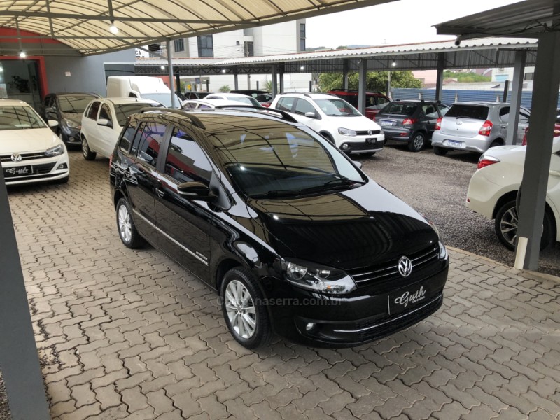 SPACEFOX 1.6 MI SPORTLINE 8V FLEX 4P MANUAL - 2011 - BOM PRINCíPIO