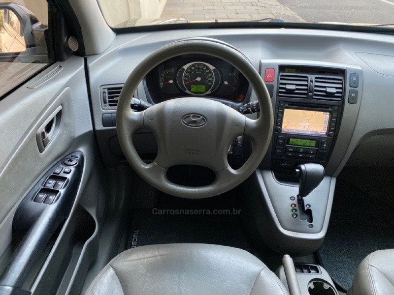 TUCSON 2.0 MPFI GLS 16V 143CV 2WD FLEX 4P AUTOMÁTICO - 2014 - GUAPORé