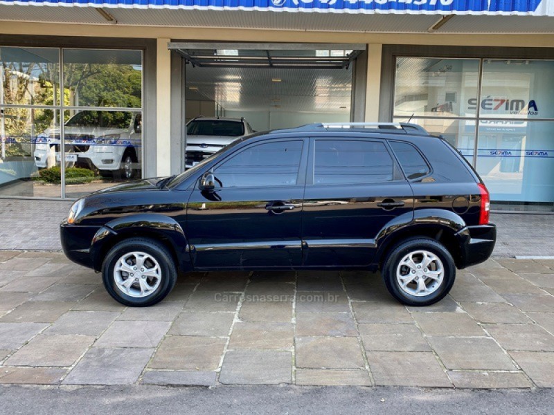 TUCSON 2.0 MPFI GLS 16V 143CV 2WD FLEX 4P AUTOMÁTICO - 2014 - GUAPORé