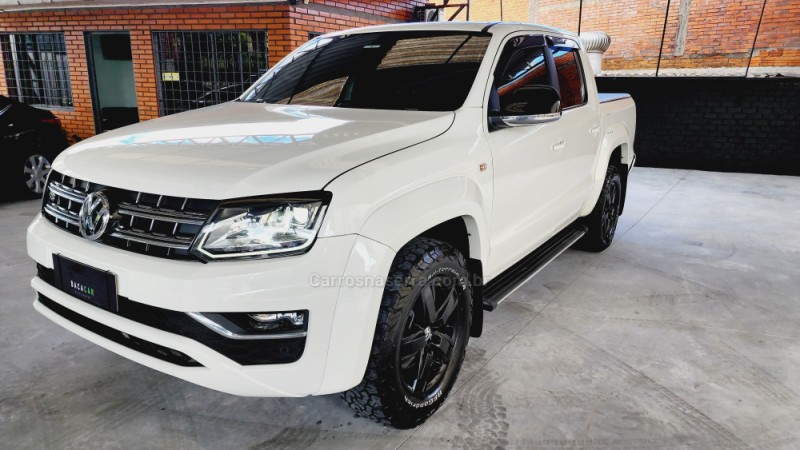 AMAROK 3.0 V6 TDI HIGHLINE CD DIESEL 4MOTION AUTOMÁTICO - 2018 - CAXIAS DO SUL