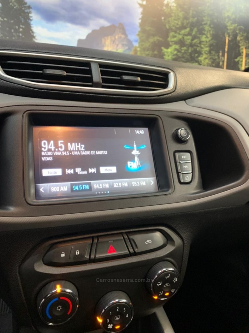 ONIX 1.4 MPFI LT 8V FLEX 4P MANUAL - 2017 - CAXIAS DO SUL