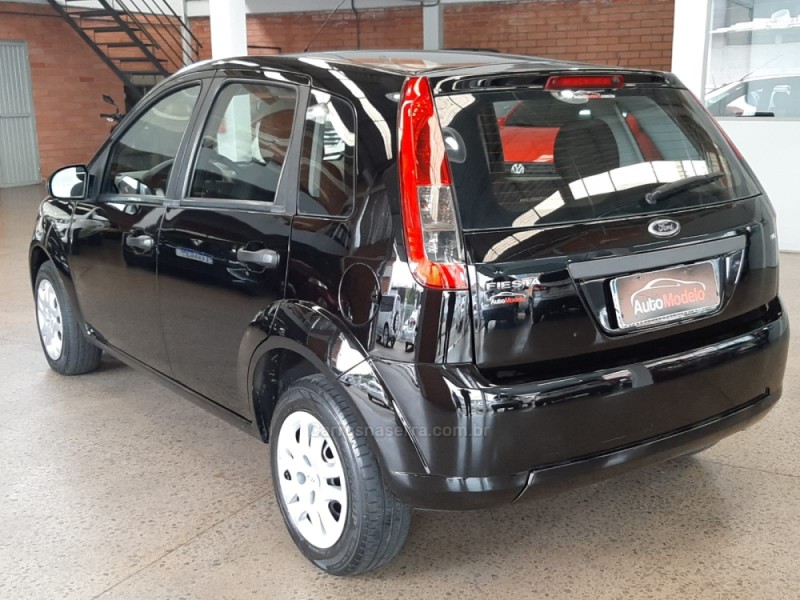 FIESTA 1.6 MPI HATCH 8V FLEX 4P MANUAL - 2011 - CAXIAS DO SUL