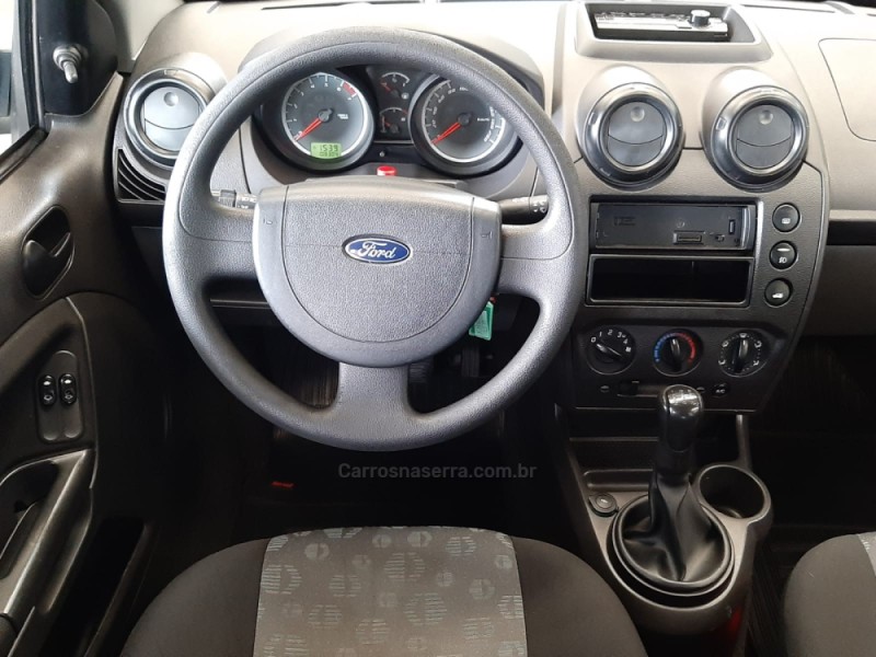 FIESTA 1.6 MPI HATCH 8V FLEX 4P MANUAL - 2011 - CAXIAS DO SUL