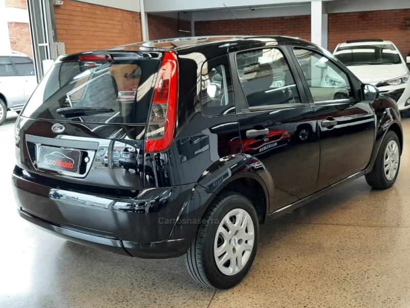 FIESTA 1.6 MPI HATCH 8V FLEX 4P MANUAL - 2011 - CAXIAS DO SUL