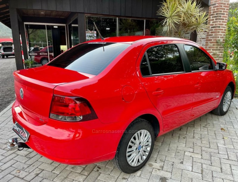 VOYAGE 1.0 MI TRENDLINE 8V FLEX 4P MANUAL - 2012 - ROLANTE