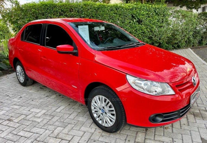 VOYAGE 1.0 MI TRENDLINE 8V FLEX 4P MANUAL - 2012 - ROLANTE