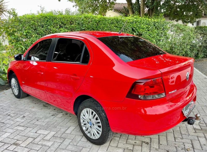 VOYAGE 1.0 MI TRENDLINE 8V FLEX 4P MANUAL - 2012 - ROLANTE