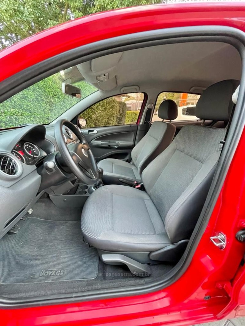 VOYAGE 1.0 MI TRENDLINE 8V FLEX 4P MANUAL - 2012 - ROLANTE