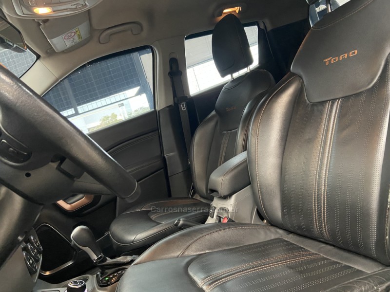 TORO 2.0 16V TURBO DIESEL VOLCANO 4WD AUTOMÁTICO - 2020 - CAXIAS DO SUL