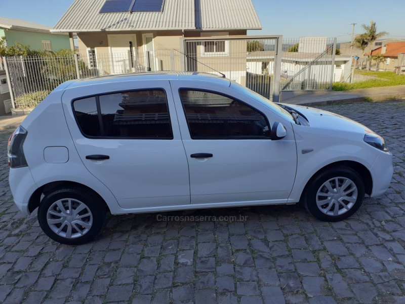 SANDERO  - 2014 - BENTO GONçALVES