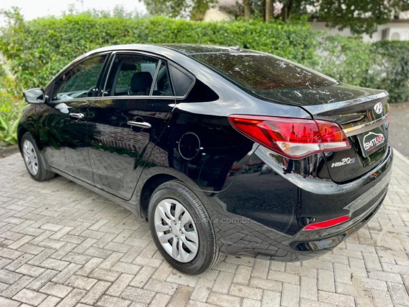 HB20S 1.0 COMFORT PLUS 12V FLEX 4P MANUAL - 2019 - ROLANTE