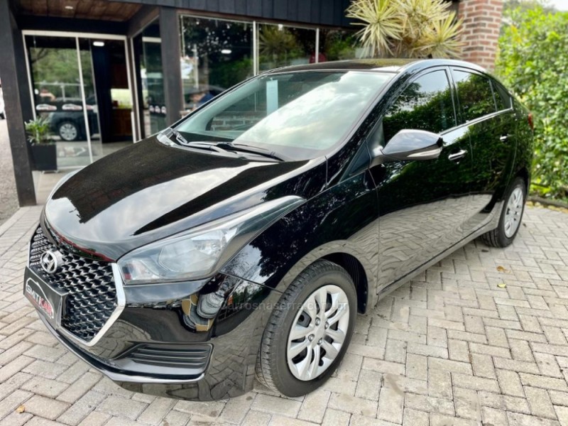 HB20S 1.0 COMFORT PLUS 12V FLEX 4P MANUAL