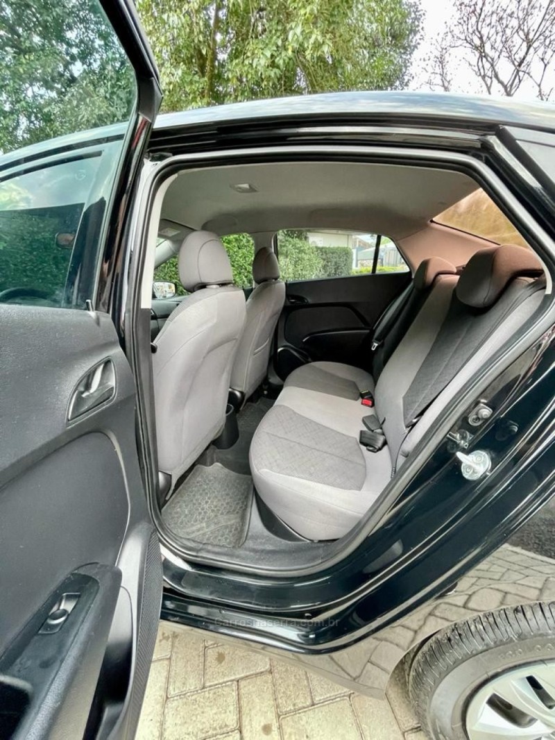 HB20S 1.0 COMFORT PLUS 12V FLEX 4P MANUAL - 2019 - ROLANTE