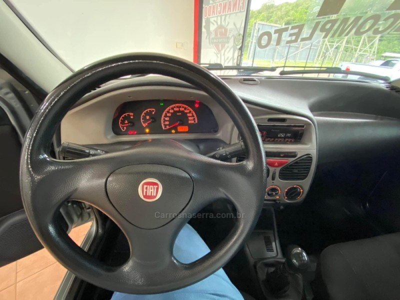 SIENA 1.0 MPI FIRE CELEBRATION 8V FLEX 4P MANUAL - 2011 - IGREJINHA
