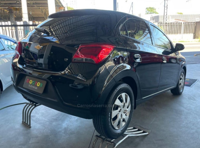 ONIX 1.0 MPFI LT 8V FLEX 4P MANUAL - 2019 - SãO LEOPOLDO