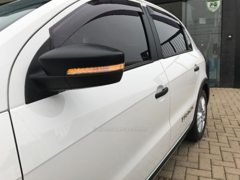 GOL 1.0 MI TRACK 8V FLEX 4P MANUAL - 2017 - TEUTôNIA