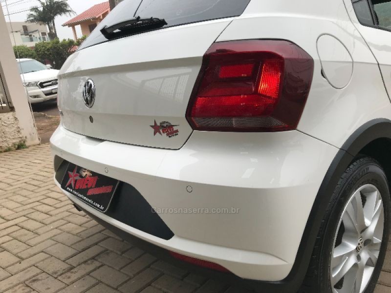GOL 1.0 MI TRACK 8V FLEX 4P MANUAL - 2017 - TEUTôNIA