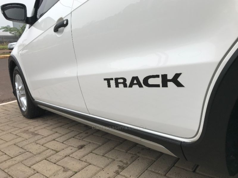 GOL 1.0 MI TRACK 8V FLEX 4P MANUAL - 2017 - TEUTôNIA