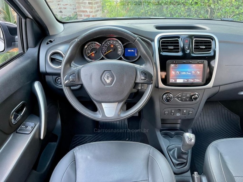 LOGAN 1.6 DYNAMIQUE 8V FLEX 4P AUTOMATIZADO - 2015 - ROLANTE
