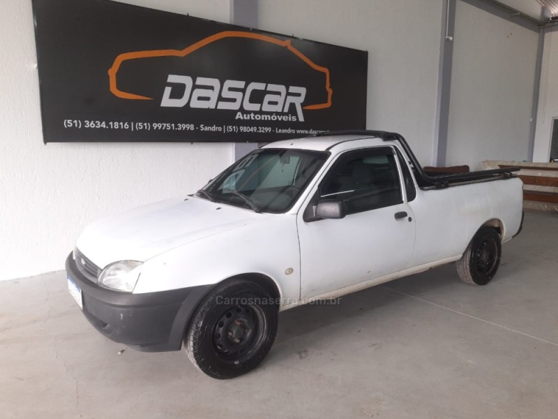 COURIER 1.6 MPI L VAN 8V FLEX 2P MANUAL - 2010 - BOM PRINCíPIO