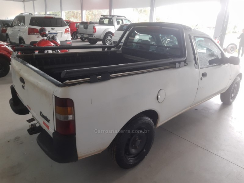 COURIER 1.6 MPI L VAN 8V FLEX 2P MANUAL - 2010 - BOM PRINCíPIO