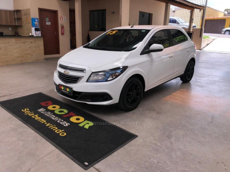 ONIX 1.4 MPFI LT 8V FLEX 4P MANUAL - 2015 - SãO LEOPOLDO