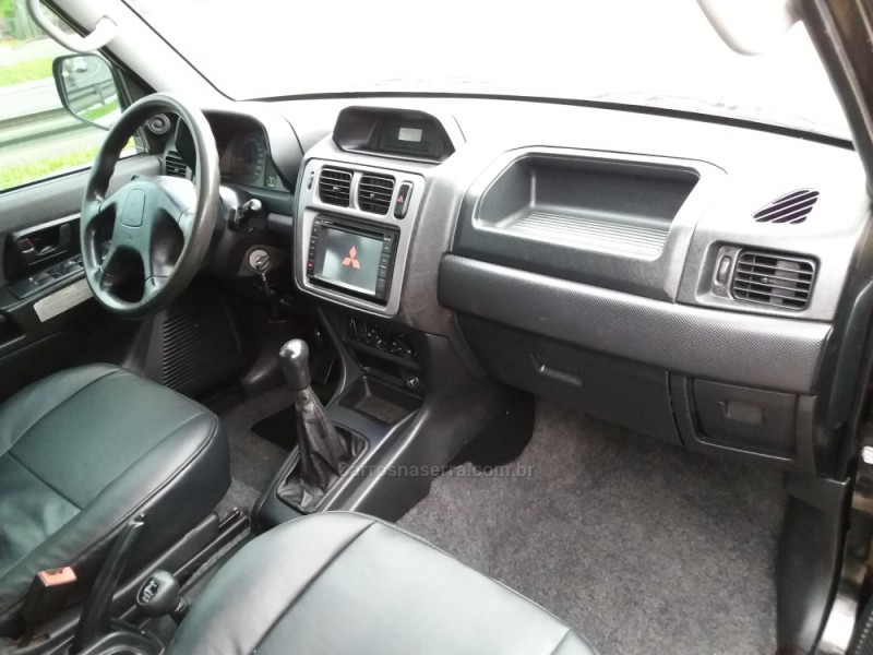 PAJERO TR4 2.0 4X4 16V 131CV GASOLINA 4P MANUAL - 2007 - DOIS IRMãOS