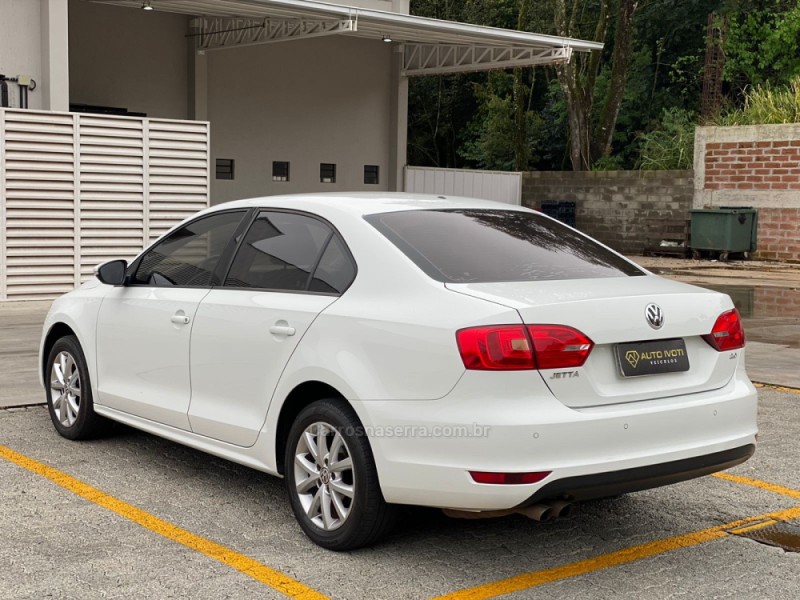 JETTA 2.0 COMFORTLINE FLEX 4P TIPTRONIC - 2014 - IVOTI