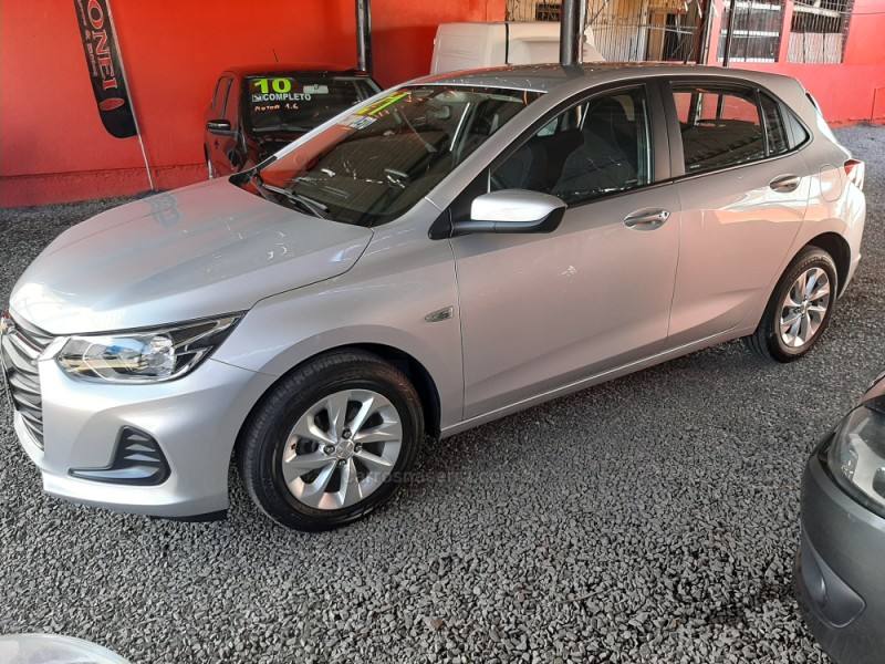 ONIX 1.0  LT 12V FLEX 4P MANUAL - 2021 - PAROBé
