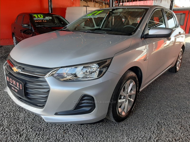ONIX 1.0  LT 12V FLEX 4P MANUAL - 2021 - PAROBé