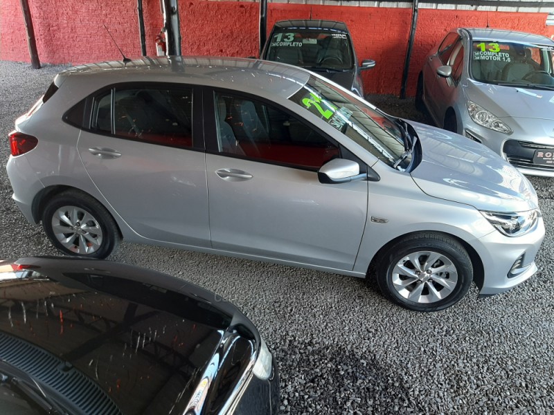 ONIX 1.0  LT 12V FLEX 4P MANUAL - 2021 - PAROBé