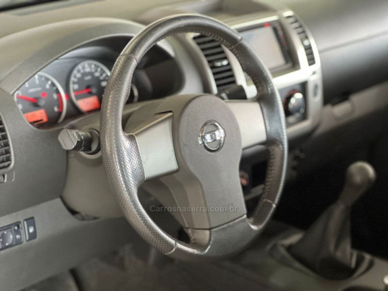 FRONTIER 2.5 SV ATTACK 4X4 CD TURBO ELETRONIC DIESEL 4P MANUAL - 2014 - DOIS IRMãOS