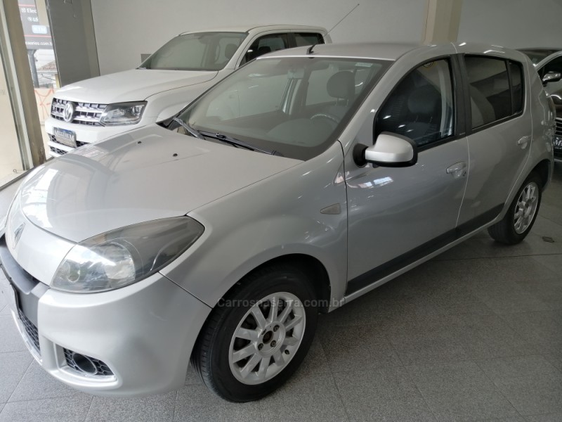 sandero 1.6 privilege 8v flex 4p manual 2014 caxias do sul