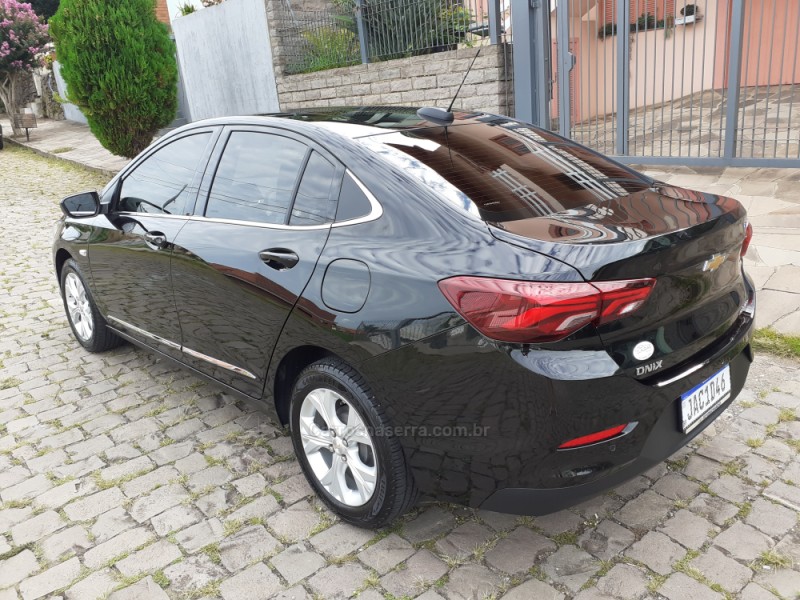 ONIX  1.0	PREMIER PLUS 8V TURBO FLEX 4P AUTOMÁTICO - 2020 - BENTO GONçALVES