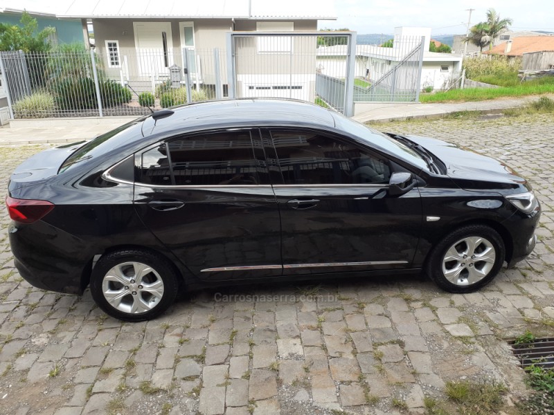 ONIX  1.0	PREMIER PLUS 8V TURBO FLEX 4P AUTOMÁTICO - 2020 - BENTO GONçALVES
