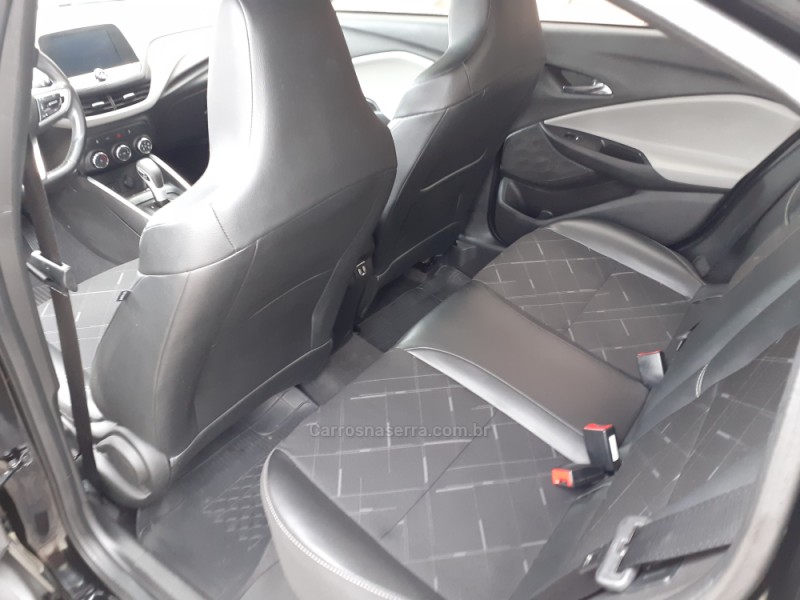 ONIX  1.0	PREMIER PLUS 8V TURBO FLEX 4P AUTOMÁTICO - 2020 - BENTO GONçALVES