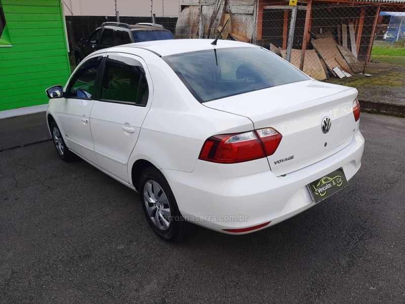 VOYAGE 1.6 MI TREND 8V FLEX 4P MANUAL - 2014 - BENTO GONçALVES