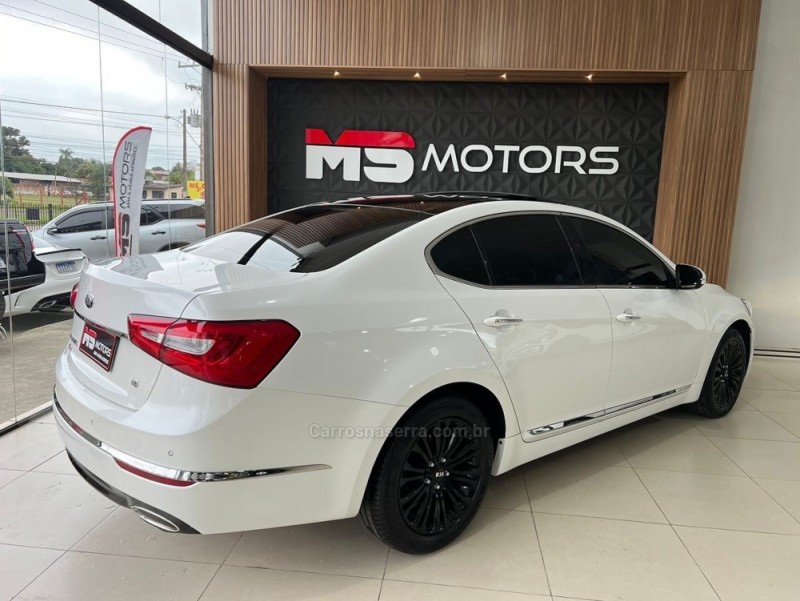 CADENZA 3.5 V6 24V GASOLINA 4P AUTOMÁTICO - 2014 - PORTãO