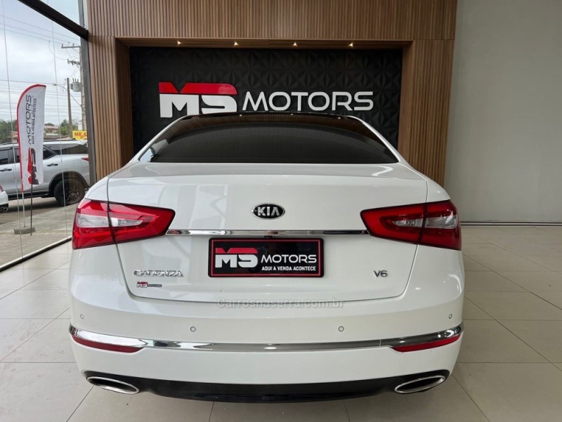 CADENZA 3.5 V6 24V GASOLINA 4P AUTOMÁTICO - 2014 - PORTãO