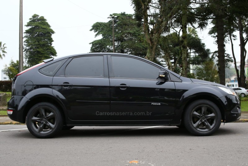 FOCUS 1.6 8V FLEX 4P MANUAL - 2011 - CAXIAS DO SUL