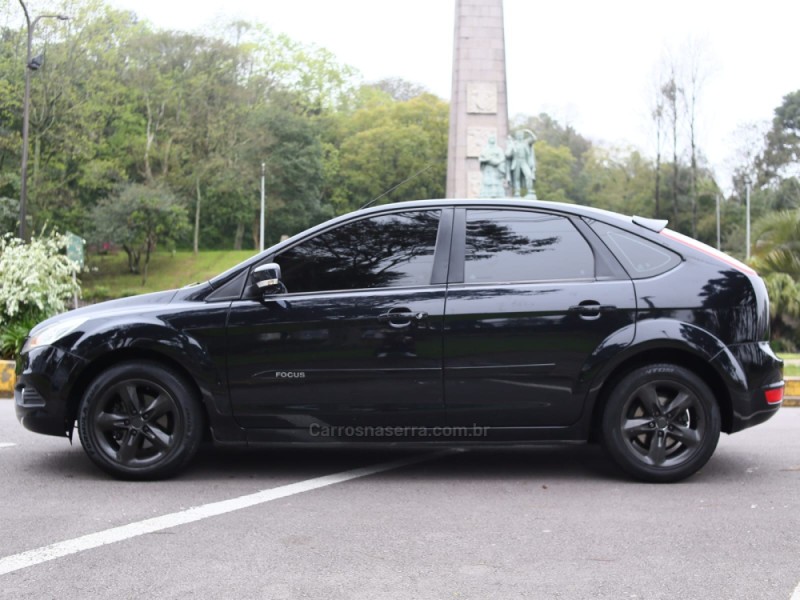 FOCUS 1.6 8V FLEX 4P MANUAL - 2011 - CAXIAS DO SUL