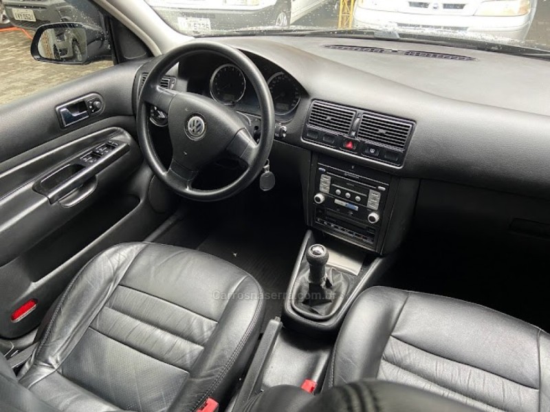 GOLF 1.6 MI 8V FLEX 4P MANUAL - 2008 - CANELA