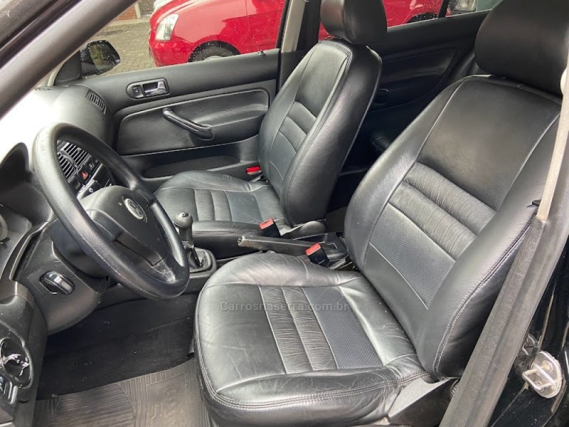 GOLF 1.6 MI 8V FLEX 4P MANUAL - 2008 - CANELA