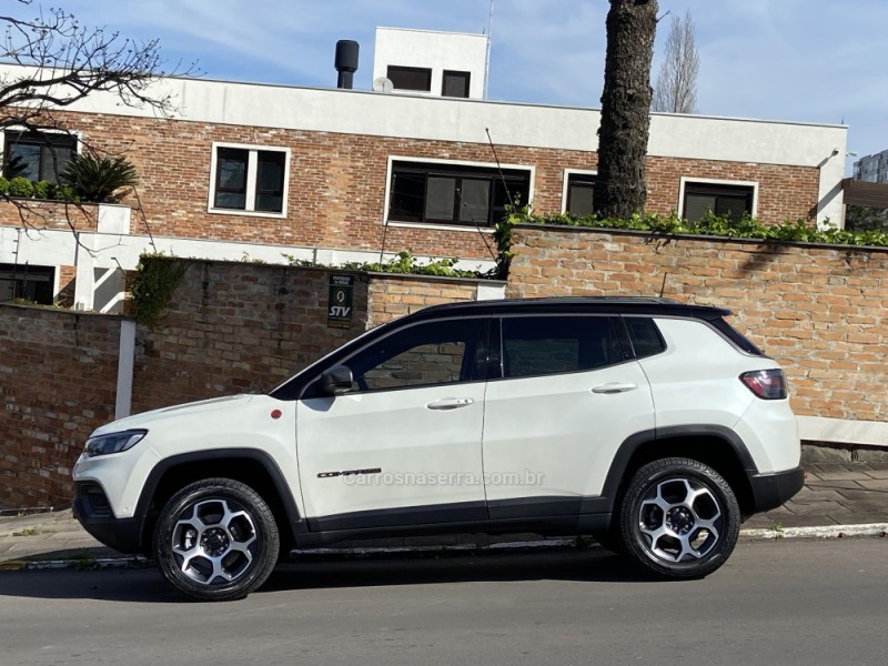 COMPASS 2.0 TRAILHAWK TD350 TURBO DIESEL 4X4 4P AUTOMÁTICO - 2022 - FARROUPILHA