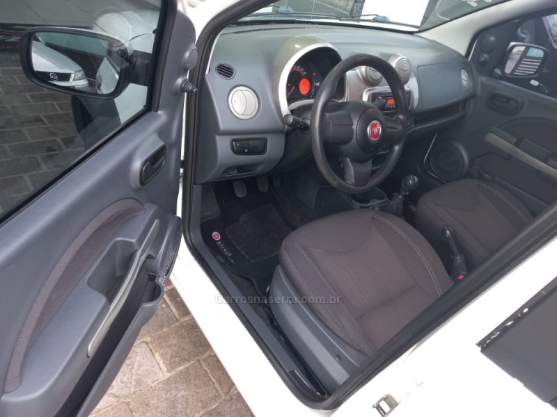 UNO 1.0 EVO WAY 8V FLEX 4P MANUAL - 2011 - CAXIAS DO SUL