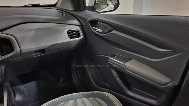 PRISMA 1.4 MPFI LTZ 8V FLEX 4P MANUAL - 2014 - BENTO GONçALVES