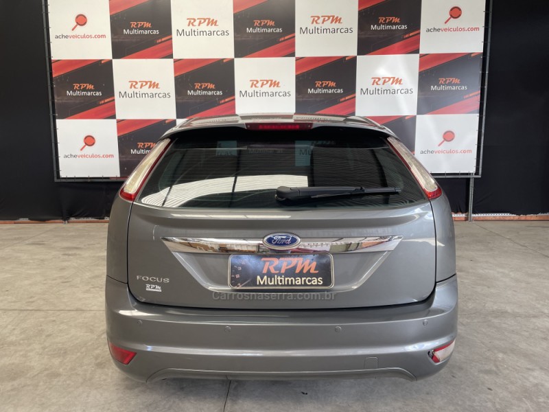 FOCUS 1.6 GL 16V FLEX 4P MANUAL - 2011 - SãO SEBASTIãO DO CAí