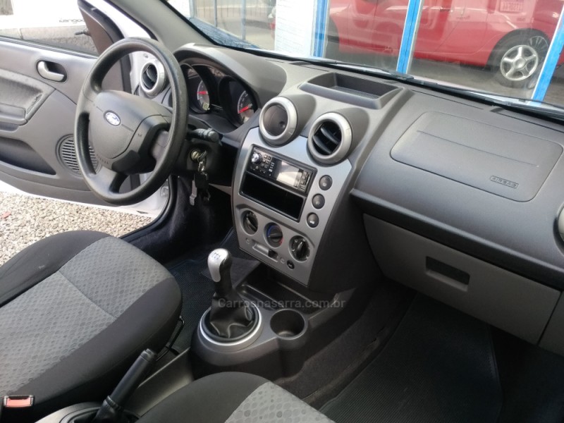 FIESTA 1.6 ROCAM SE 8V FLEX 4P MANUAL - 2014 - FLORES DA CUNHA